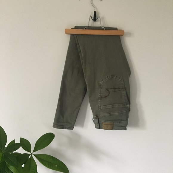 American Eagle Jeans - Picture 1 of 5